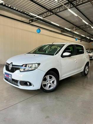 RENAULT SANDERO 1.6 DYNAMIQUE 8V FLEX 4P MANUAL RENAULT SANDERO 1.6 DYNAMIQUE 8V FLEX 4P MANUAL